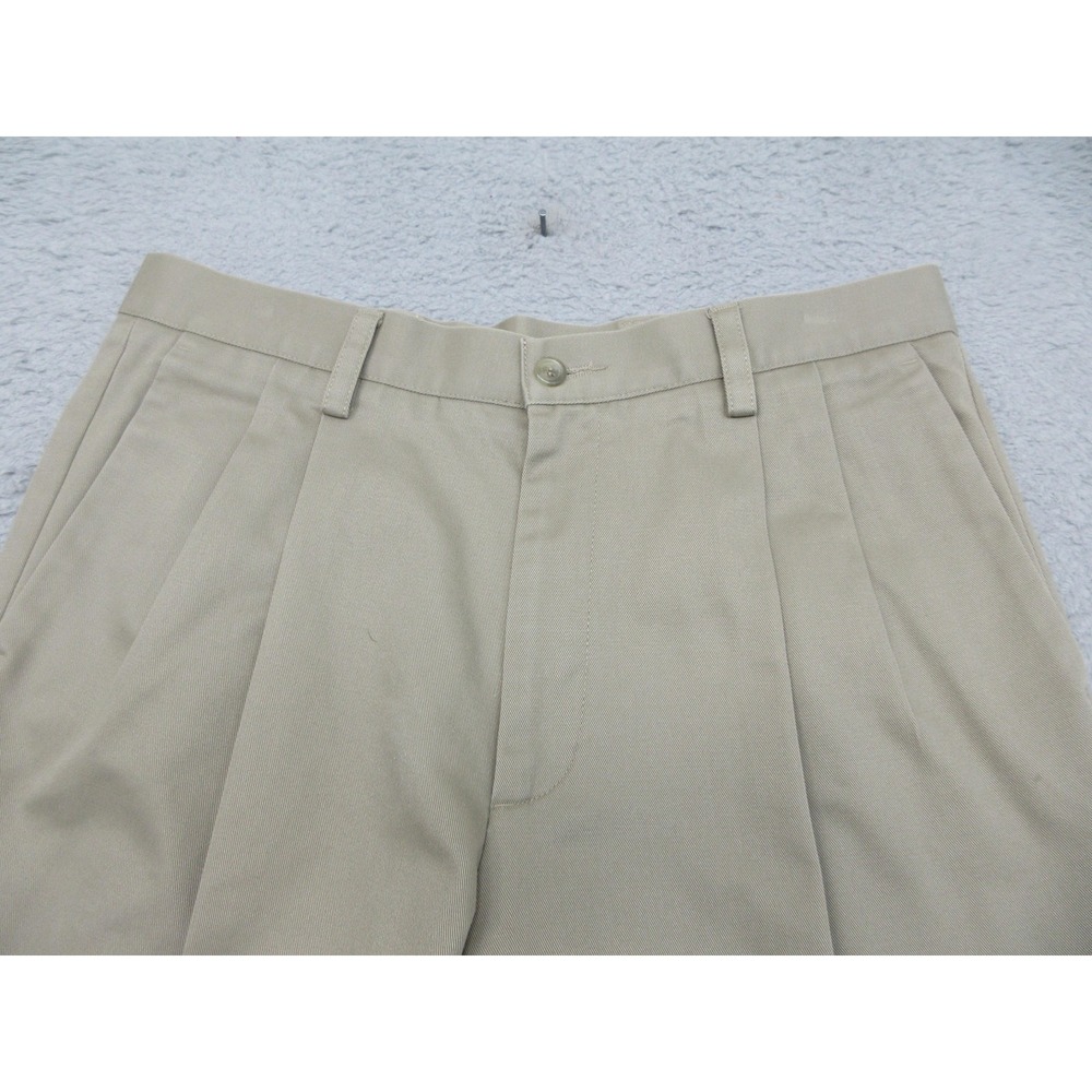 Dockers Pleated Khaki Chino Pants Mens 32x32 Beige Classic Fit Cotton Casual - Picture 3 of 16